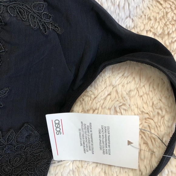 Gorgeous black bathing suit top with tags - Picture 4 of 6